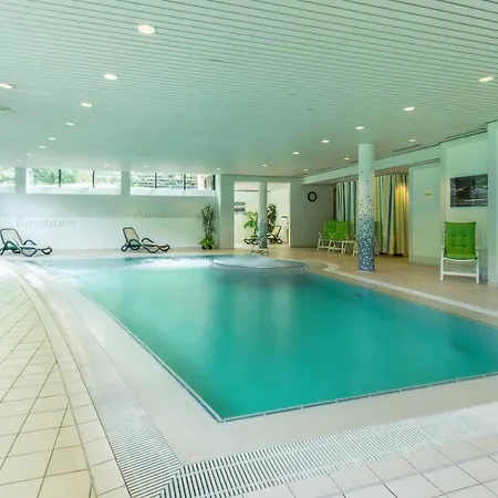 Otel Parkhotel Hohenfeld 4*