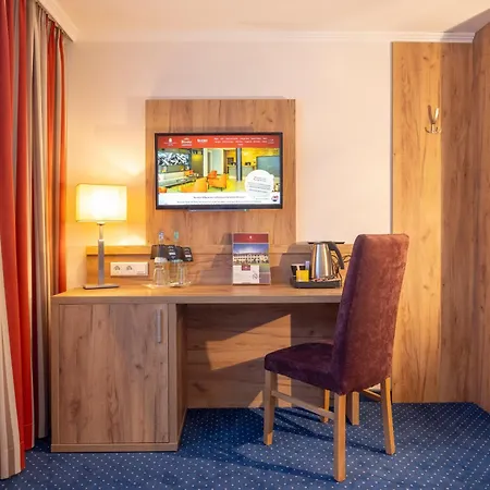 Parkhotel Hohenfeld Hotel 4*