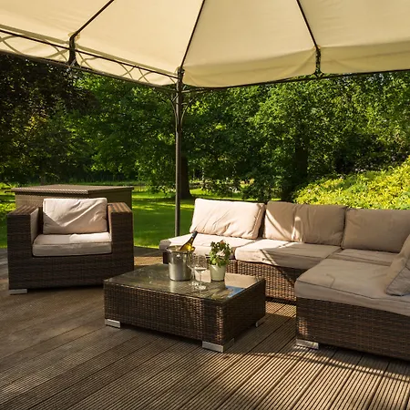 Parkhotel Hohenfeld