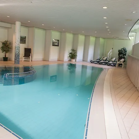 Parkhotel Hohenfeld Hotel 4*