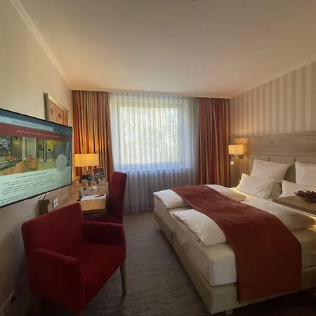 Hotel Parkhotel Hohenfeld 4*