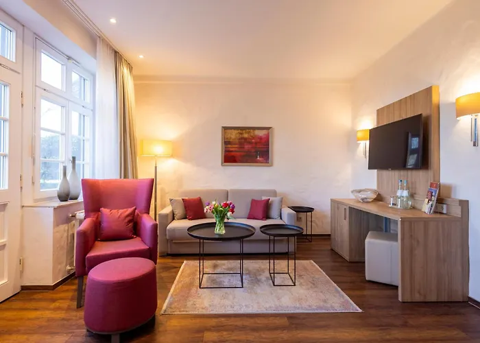 Parkhotel Hohenfeld 4*