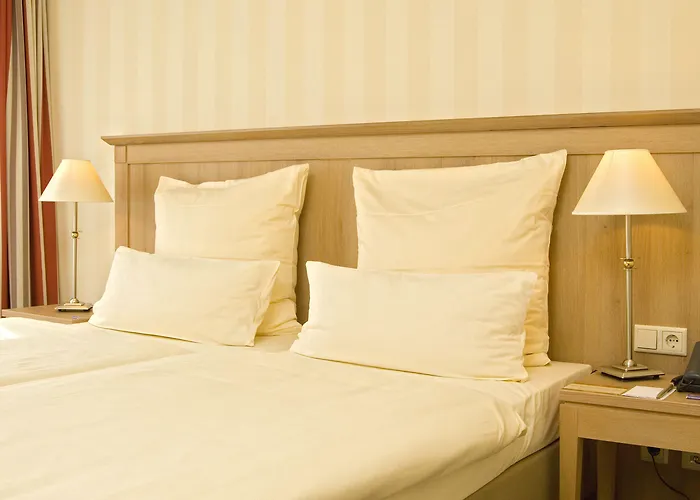 Parkhotel Hohenfeld 4*