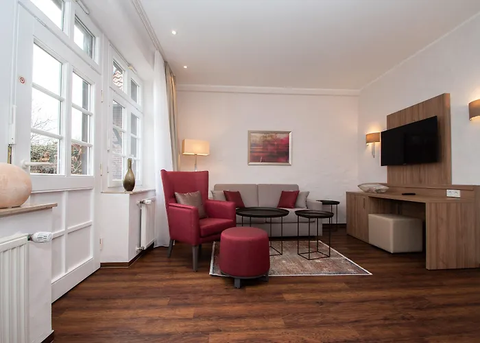 Hotel Parkhotel Hohenfeld 4*